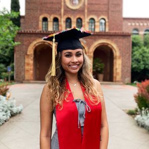 Meet your Posher, Lorinda